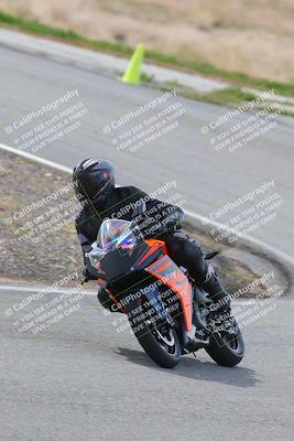 media/Mar-05-2023-TrackXperience (Sun) [[a95d40e56a]]/Group 2/session 2 turn 4/
